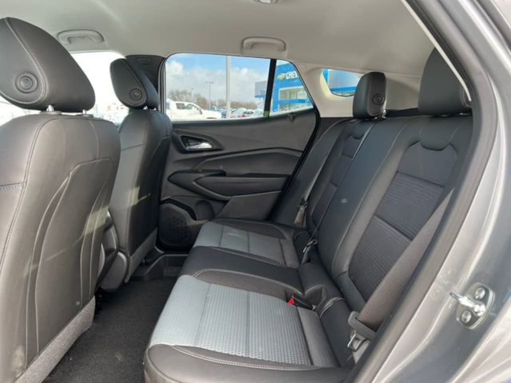 New 2026 Chevrolet Trax LT SUV