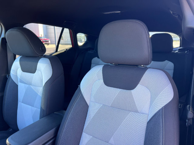 2026 Chevrolet Trax RS - Photo 9