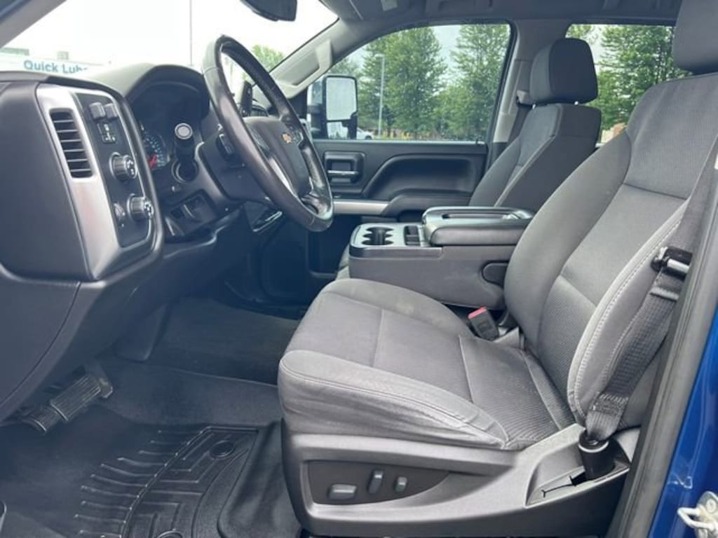 Used 2018 Chevrolet Silverado 1500 LT Truck