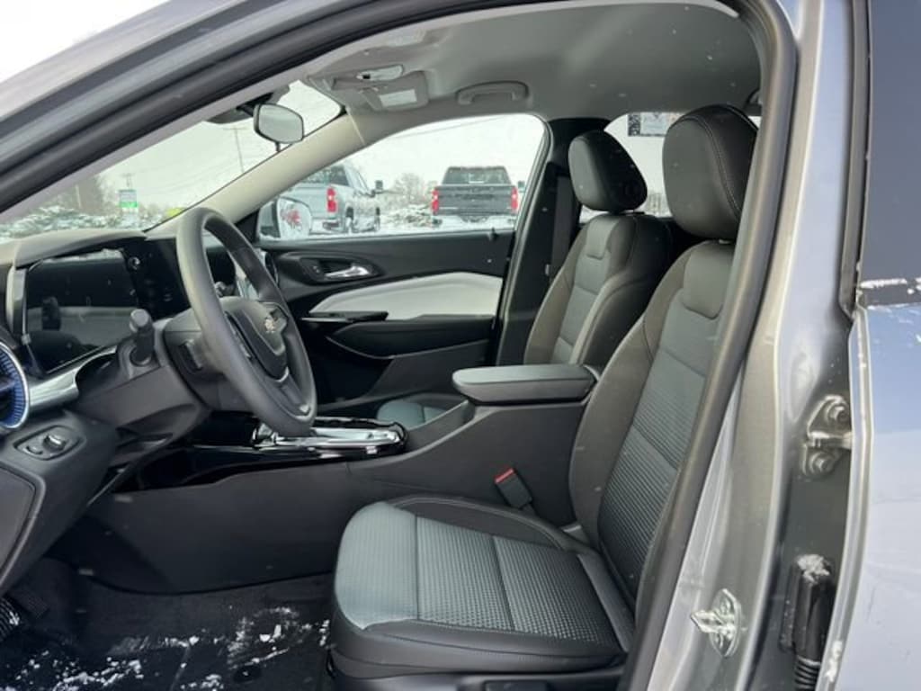 New 2026 Chevrolet Trax LT SUV