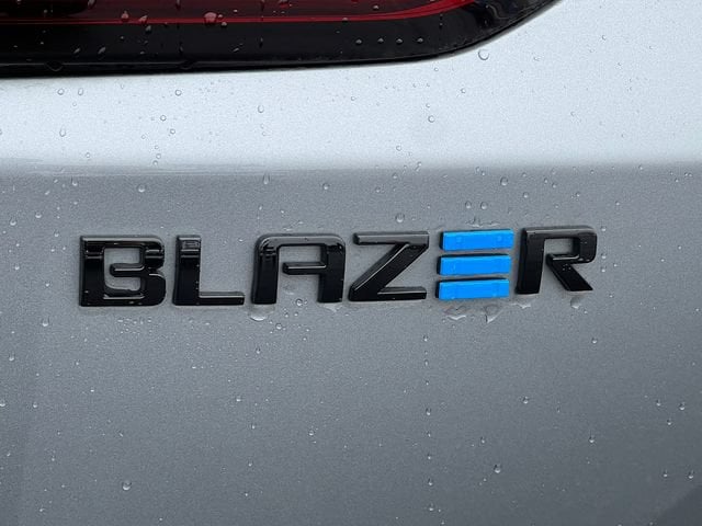 2026 Chevrolet Blazer EV LT - Photo 10