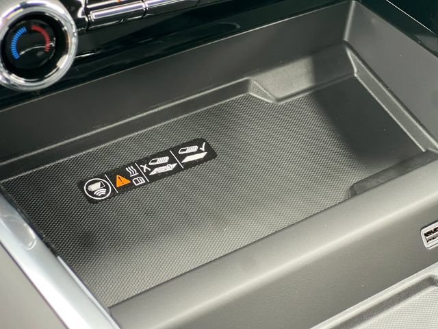 2026 Chevrolet Suburban LT - Photo 30