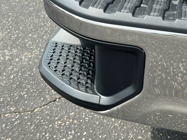 2026 Chevrolet Silverado 1500 LT - Photo 10