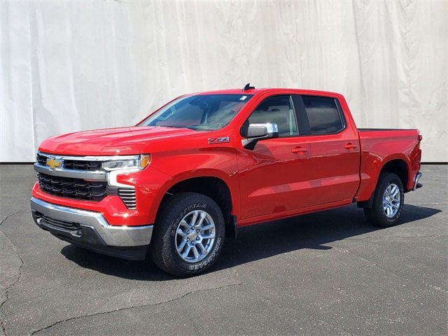 2025 Chevrolet Silverado 1500 LT photo 2