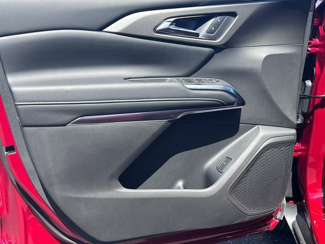 2026 Chevrolet Traverse LT - Photo 14