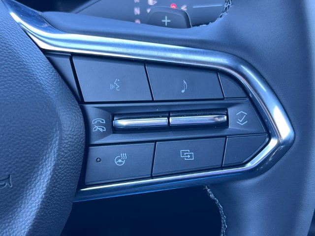 2027 Chevrolet Equinox LT - Photo 17