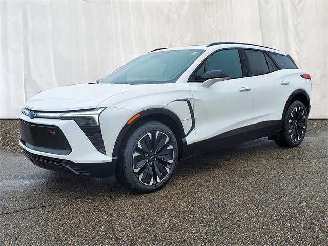 2024 Chevrolet Blazer EV RS photo 2