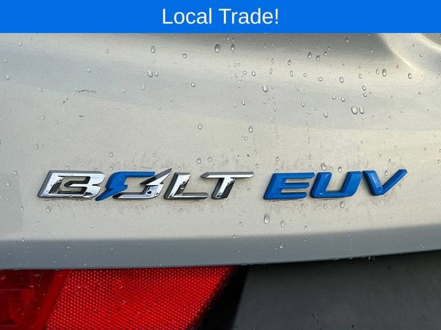 Used 2022 Chevrolet Bolt EUV LT with VIN 1G1FY6S06N4106612 for sale in Schoolcraft, MI