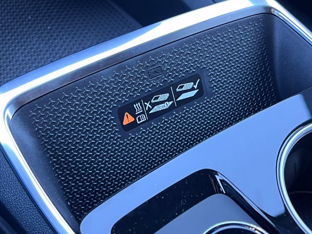 2027 Chevrolet Equinox LT - Photo 26