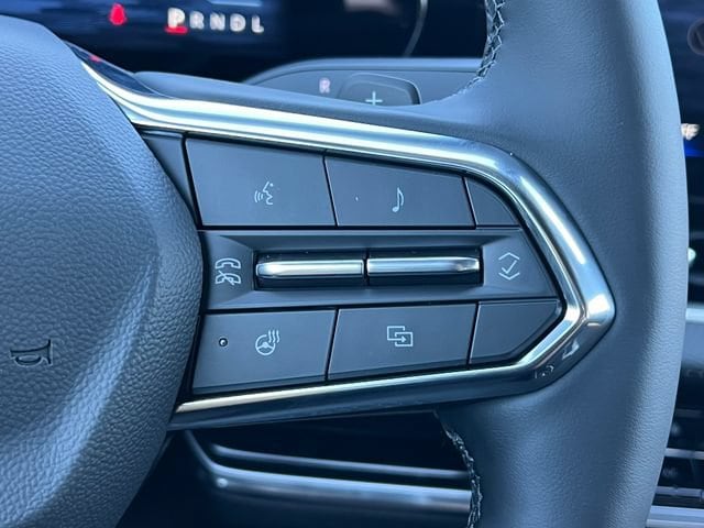 2026 Chevrolet Equinox LT - Photo 18