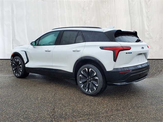 2024 Chevrolet Blazer EV RS photo 3