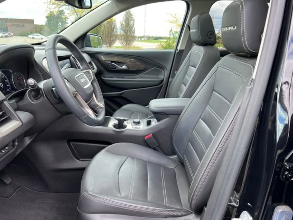 Used 2023 GMC Terrain Denali SUV