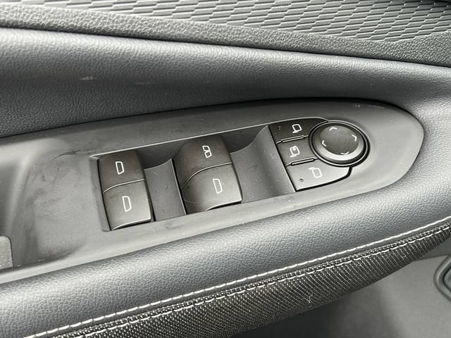 2026 Chevrolet Blazer EV LT - Photo 17