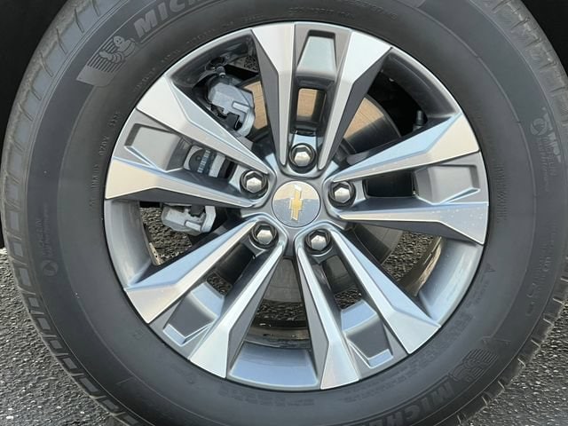 2026 Chevrolet Equinox LT - Photo 6