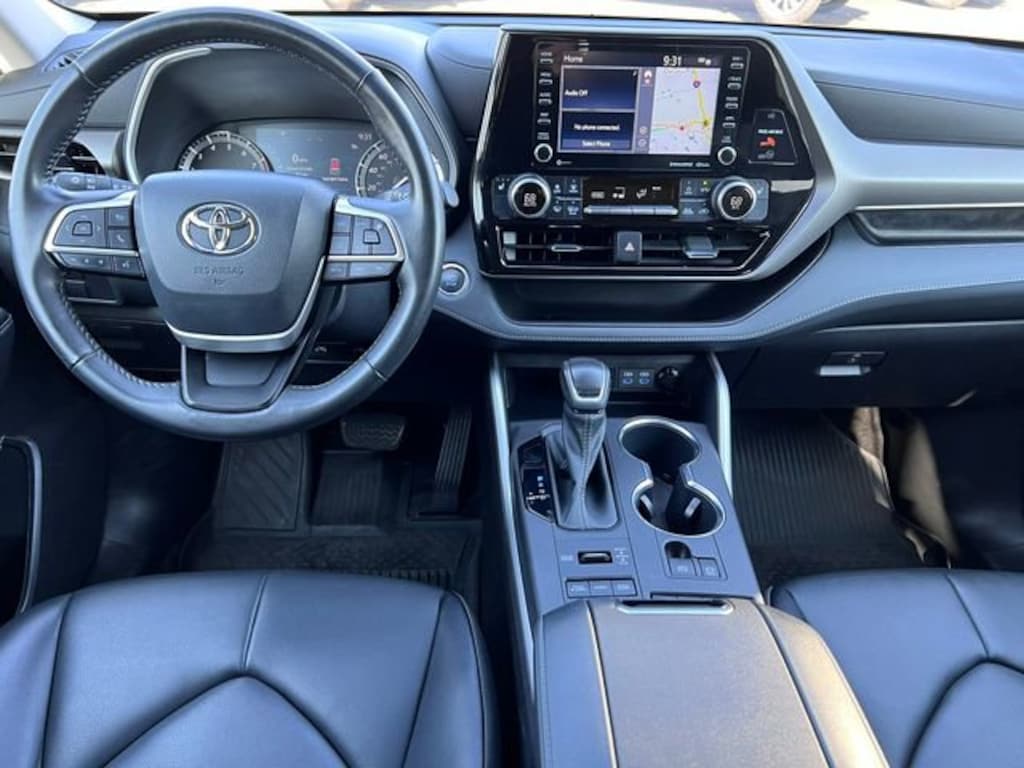 Used 2022 Toyota Highlander XLE