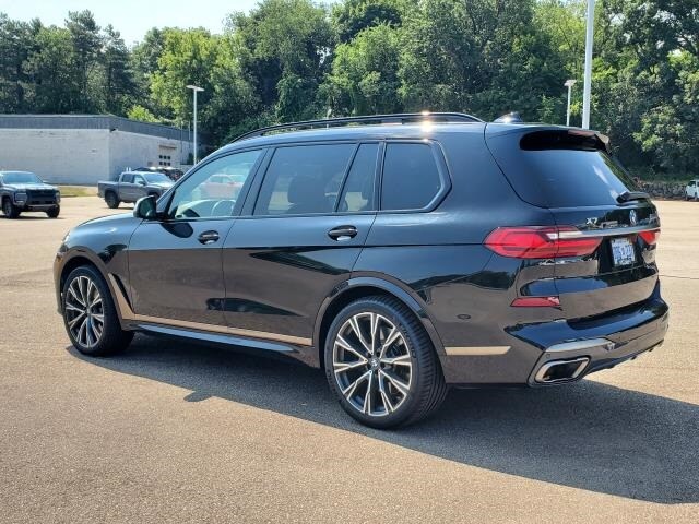 2022 Bmw X7 M50i photo 3