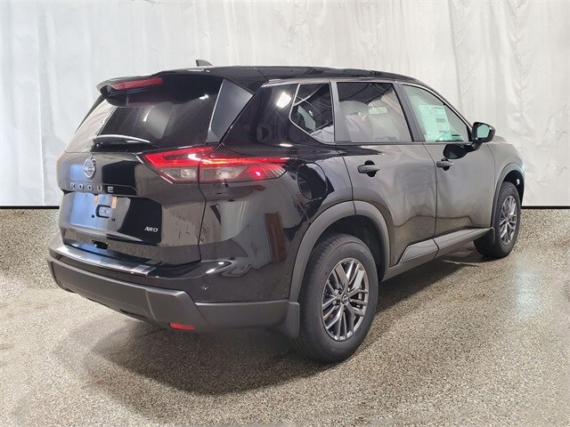 2024 Nissan Rogue S photo 4