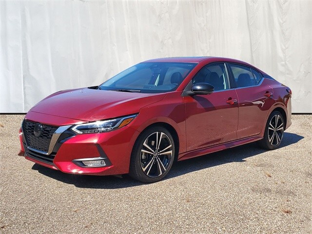 2022 Nissan Sentra SR photo 2