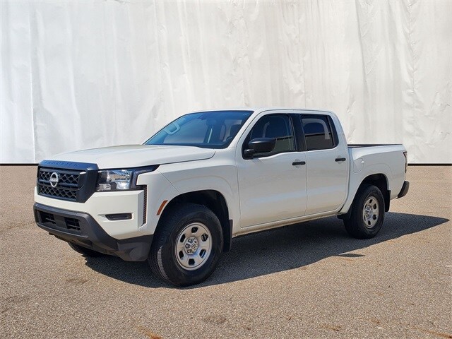 2024 Nissan Frontier S photo 2