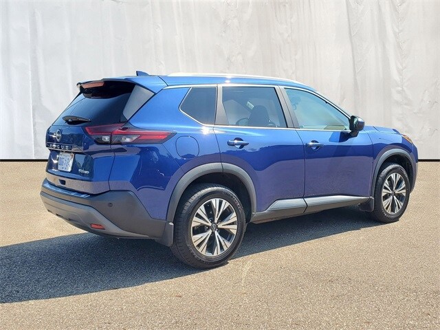2023 Nissan Rogue SV photo 4
