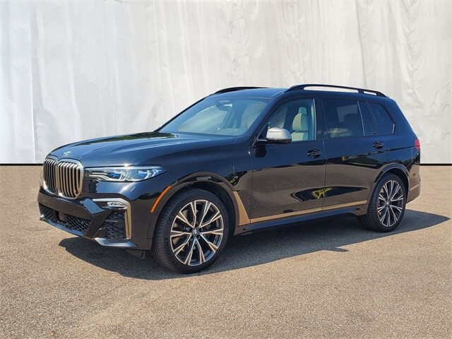 2022 Bmw X7 M50i photo 2