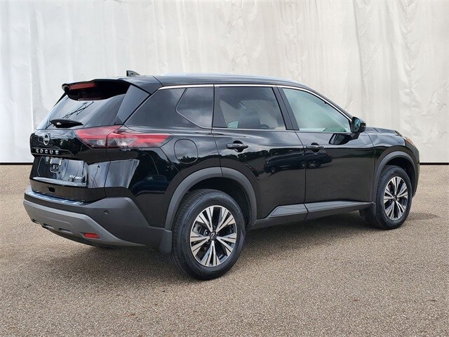 2023 Nissan Rogue SV photo 4