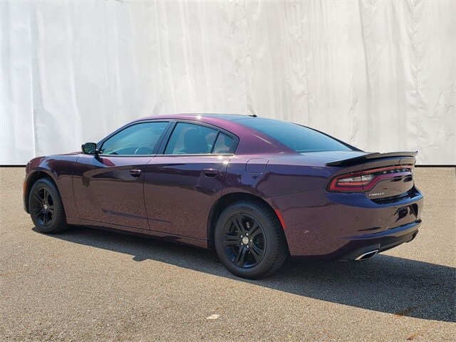 2021 Dodge Charger SXT photo 3