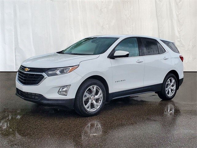 2020 Chevrolet Equinox LT photo 2