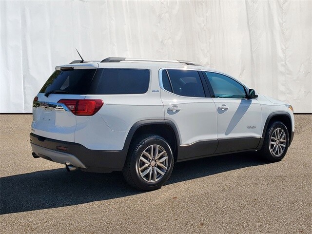 2018 Gmc Acadia SLE photo 2