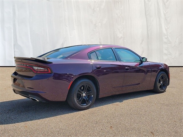 2021 Dodge Charger SXT photo 4