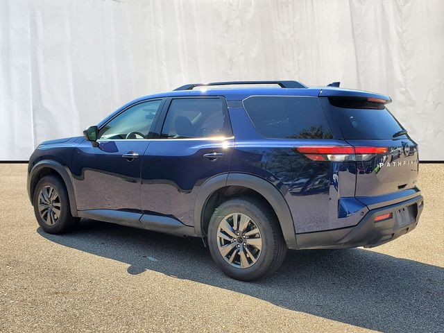 2024 Nissan Pathfinder SV photo 2
