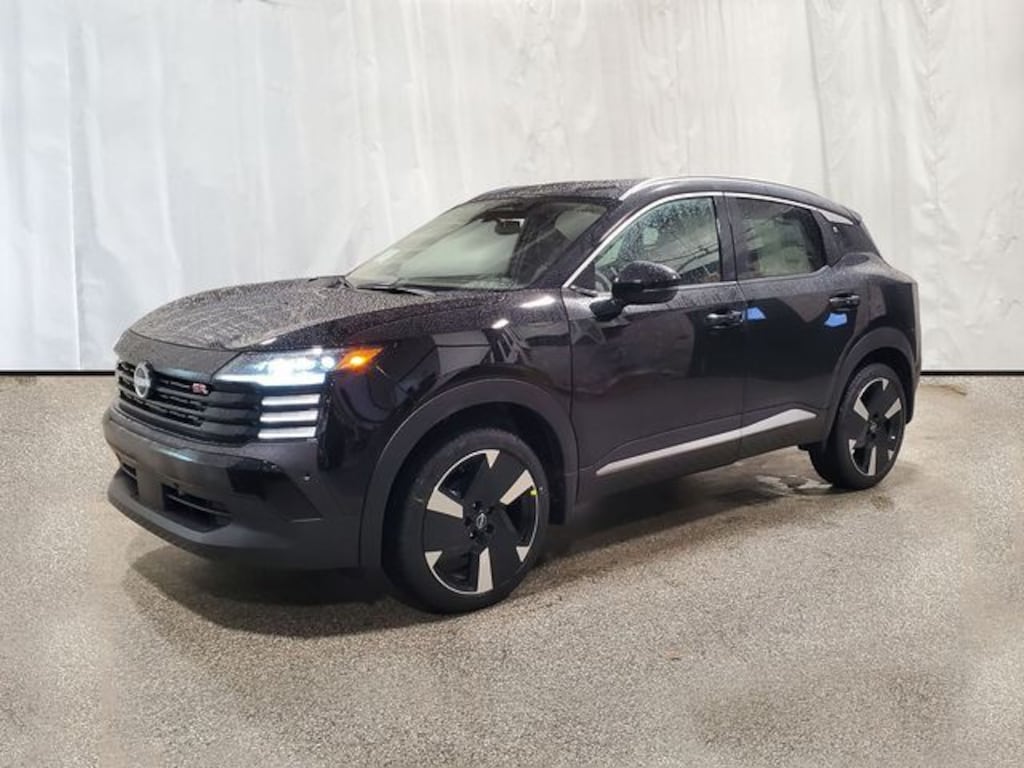 Used 2025 Nissan Kicks SR SUV