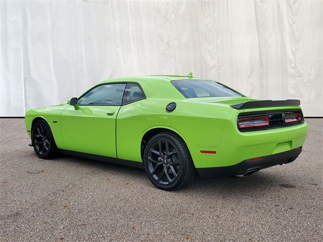 2023 Dodge Challenger R/T photo 3