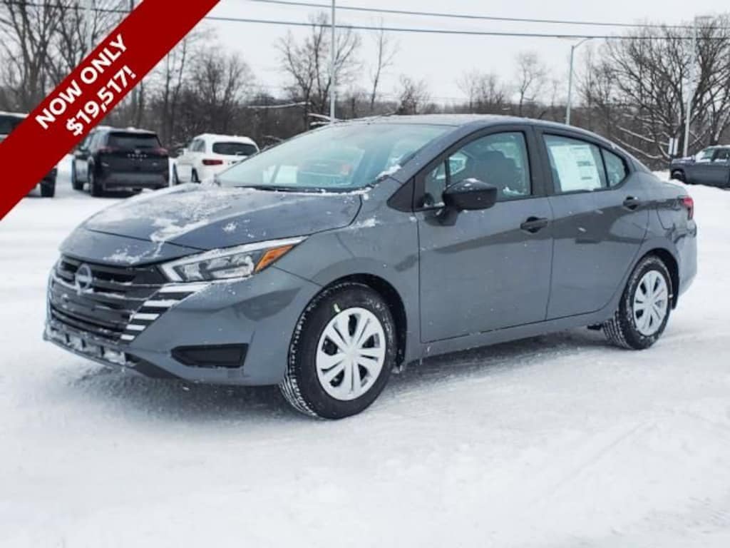 New 2025 Nissan Versa 1.6 S Sedan