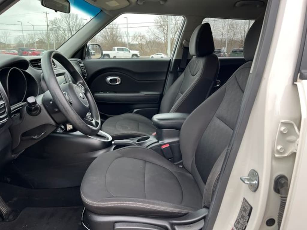 Used 2018 Kia Soul Base Hatchback