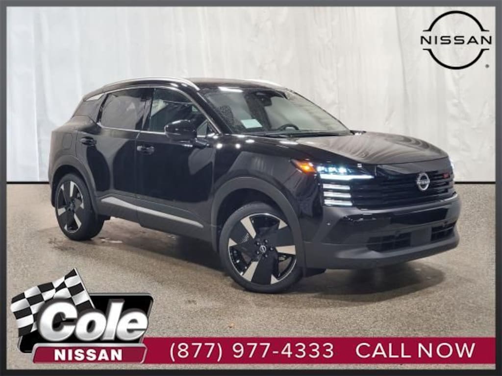 Used 2025 Nissan Kicks SR SUV
