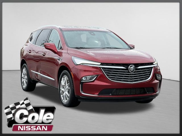 2024 Buick Enclave Essence AWD's photo