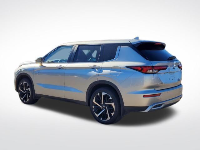 2023 Mitsubishi Outlander PHEV Ralliart photo 3