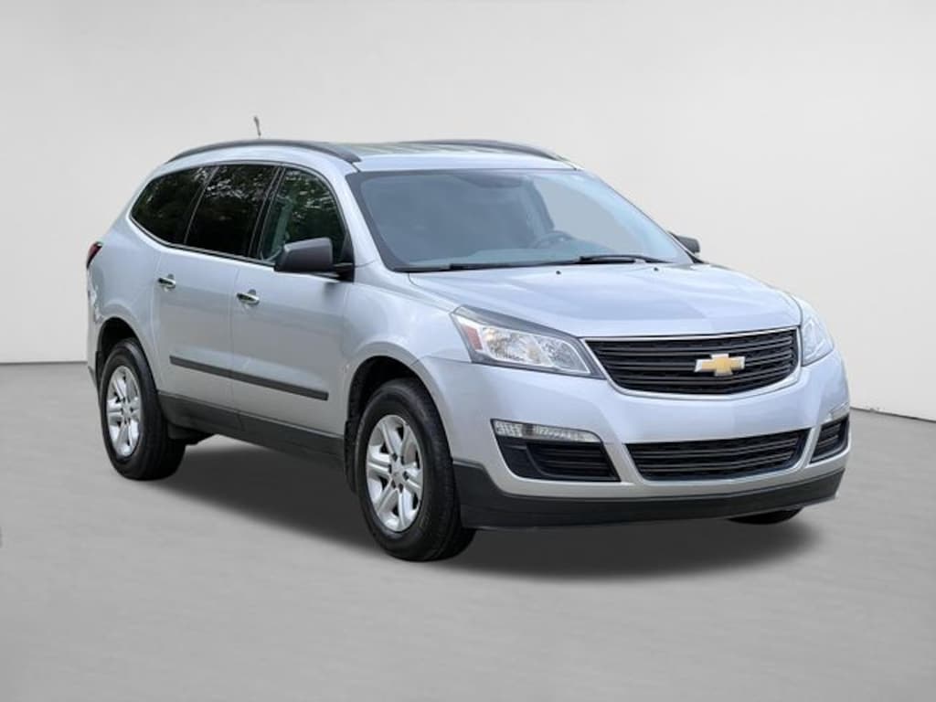 Used 2017 Chevrolet Traverse LS SUV