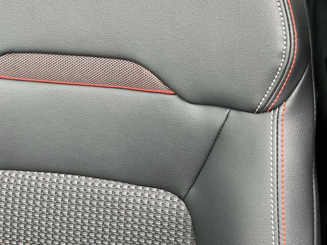2026 Nissan KICKS SR AWD - Photo 10