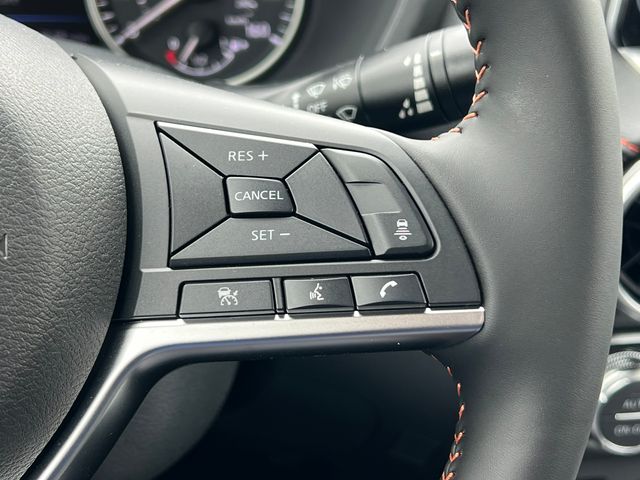 2025 Nissan Sentra SR - Photo 18