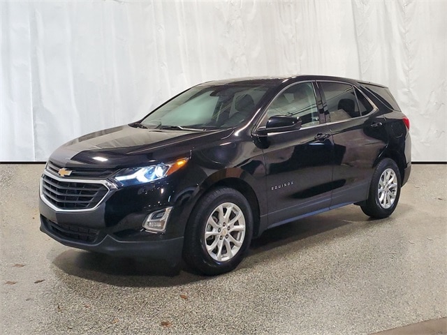 Used 2019 Chevrolet Equinox LT with VIN 2GNAXKEV9K6106979 for sale in Kalamazoo, MI