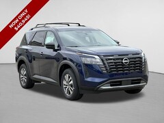 2026 Nissan Pathfinder SL SUV