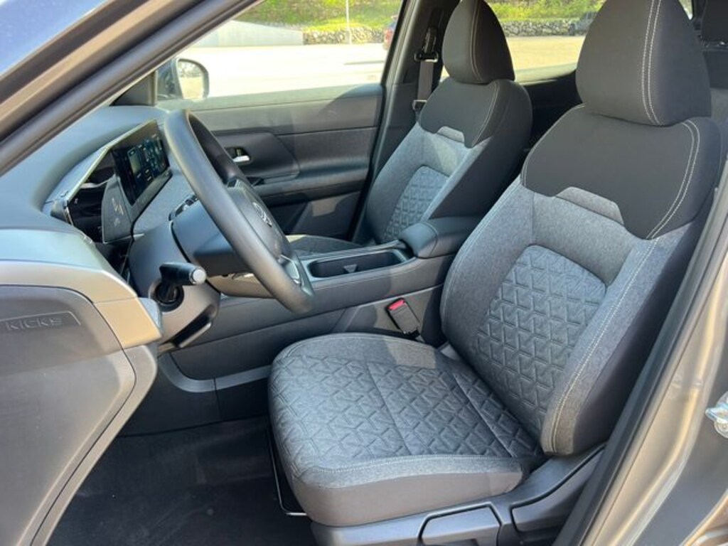 New 2026 Nissan Kicks SV SUV