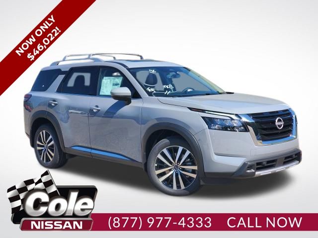 2025 Nissan Pathfinder SUV 