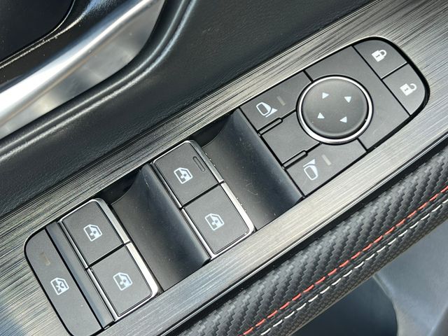 2026 Nissan KICKS SR AWD - Photo 12