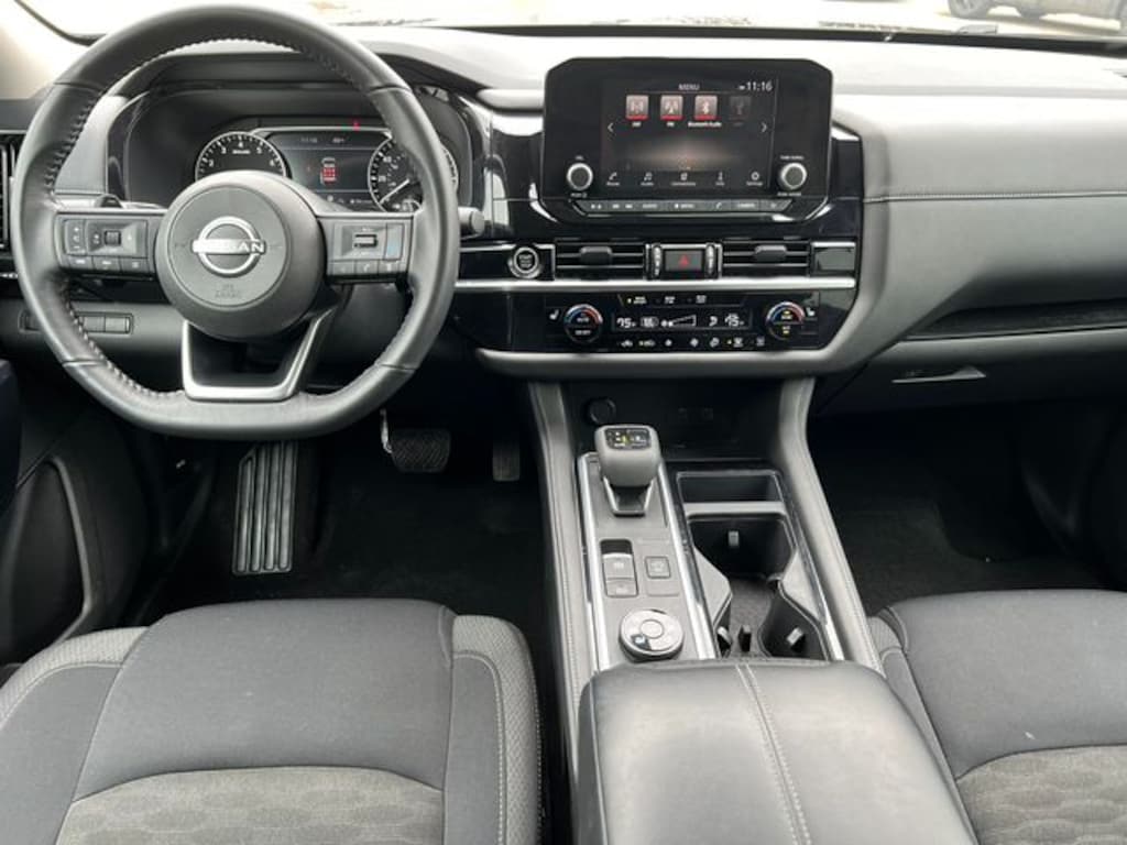 Used 2024 Nissan Pathfinder SV SUV