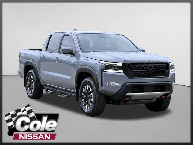 2023 Nissan Frontier PRO-4X Crew Cab 4X4's photo