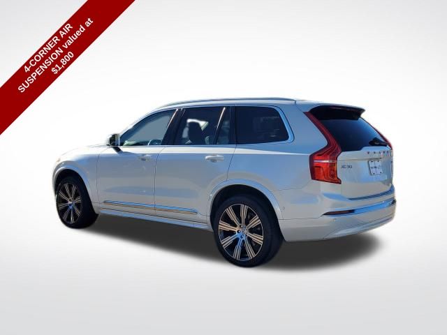2023 Volvo XC90 AWD Ultimate photo 3