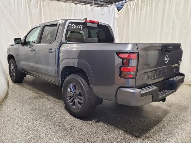 2025 Nissan Frontier SV photo 3